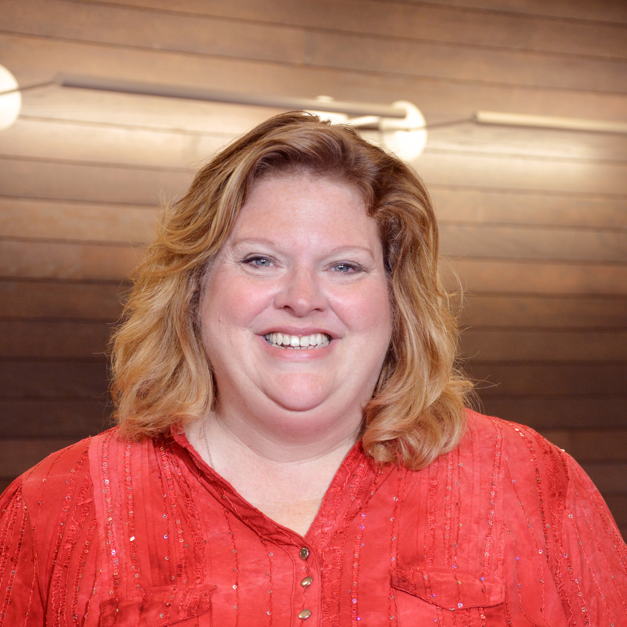 Kim Vucelich<br />
