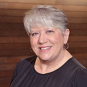 Staff-Photo-Lorraine-Smith-2022 Lorraine Smith<br />