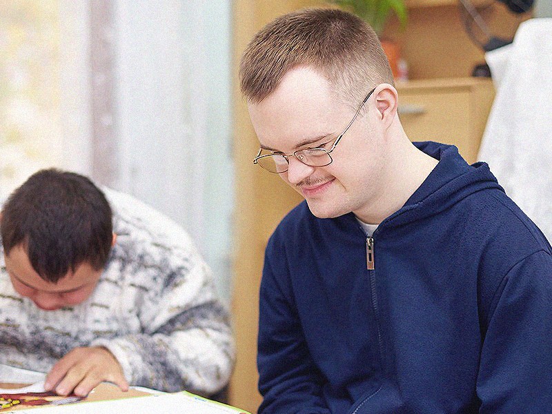 Visit-Grace-Photo-Special Needs - 02 Special needs student reading